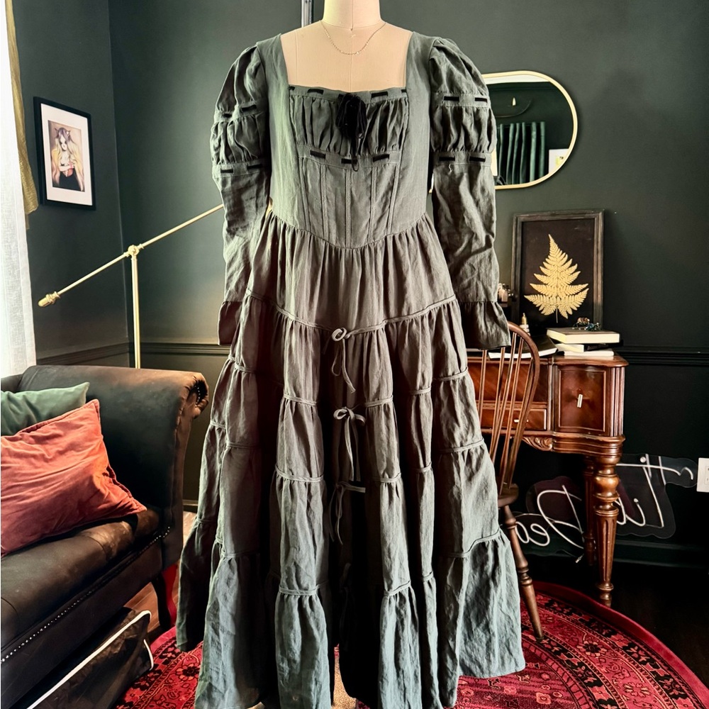 QUEENA 22 | EMPIRED MAXI LINEN DRESS - Linennaive NWT